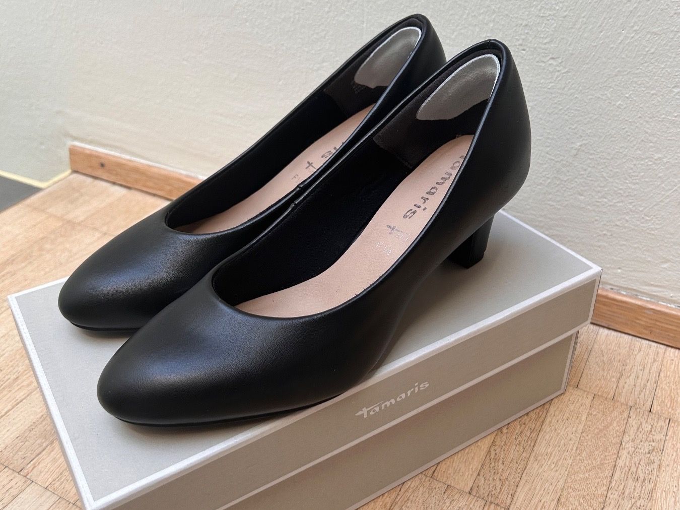 Tamaris Chaussures femmes: TAMARIS Pumps Vegan – Neuf (Voir description) à Dättwil AG par fio_d76l 1