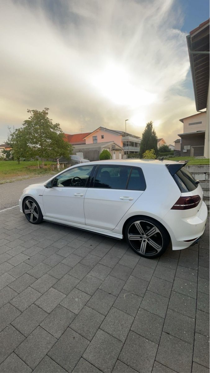 VW Automobili: VW Golf 7R – Usato da Kerzers venduto da Nisu12