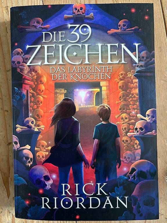 Libri: Die 39 Zeichen Das Labyrinth der Knochen Band 1 – Usato da Solothurn venduto da f.e.