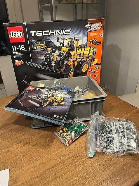 Technics Kit di costruzioni: 42030 Volvo mit OVP – Usato da Olten venduto da Einwegparadies
