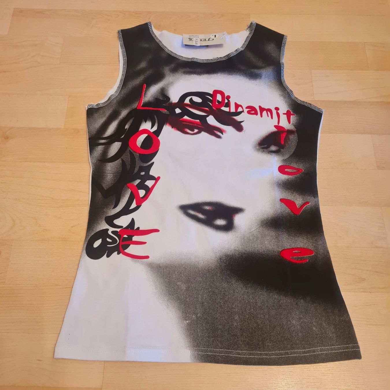 Camicette, T-shirt & Top: Stretch Tank-Top Grösse L NEU – Nuovo e nell'imballaggio originale da Lyss venduto da waldfee10