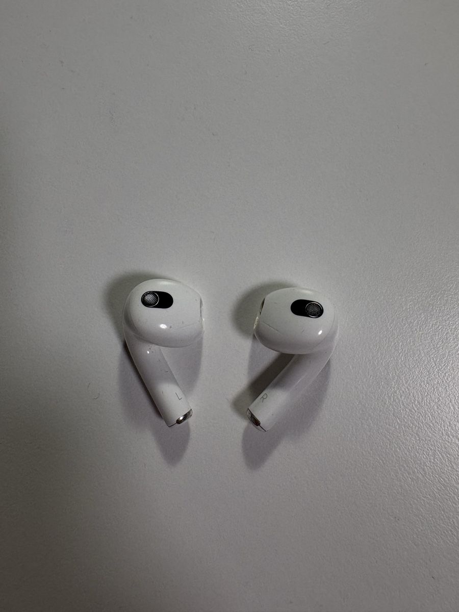 Apple Kopfhörer: Apple AirPods 3 – Gebraucht aus Rümlang von svent 4