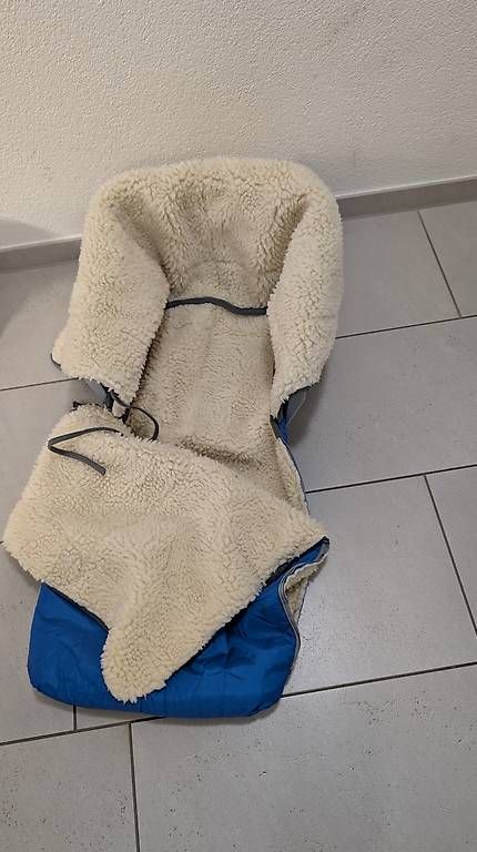 Sacchi a pelo: Schlittenaufsatz inkl. Fusssack – Usato da Interlaken venduto da Dindli1987 1