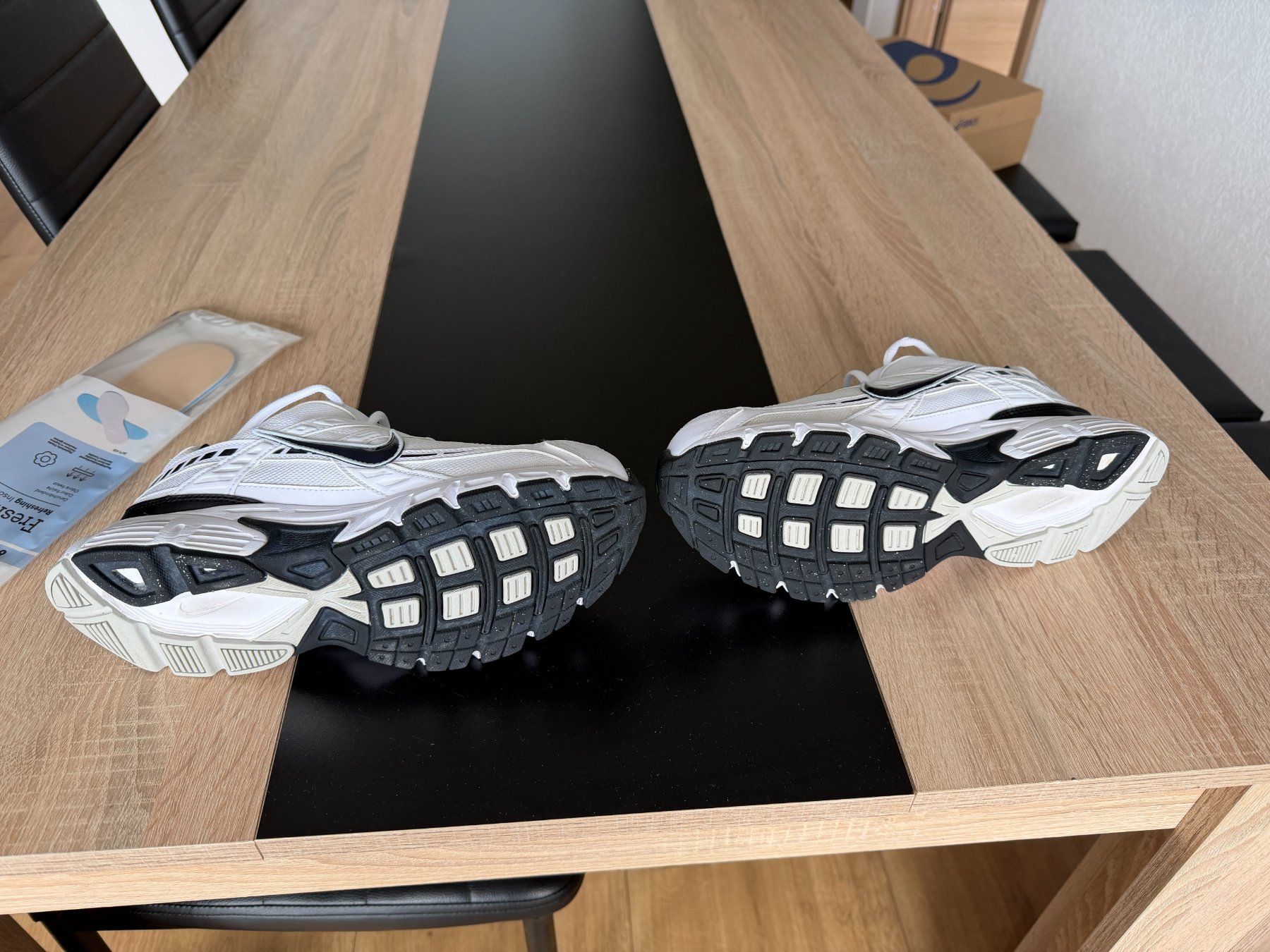 Nike Scarpe da uomo: Nike initiator – Usato da Courgenay venduto da Mic2412 4
