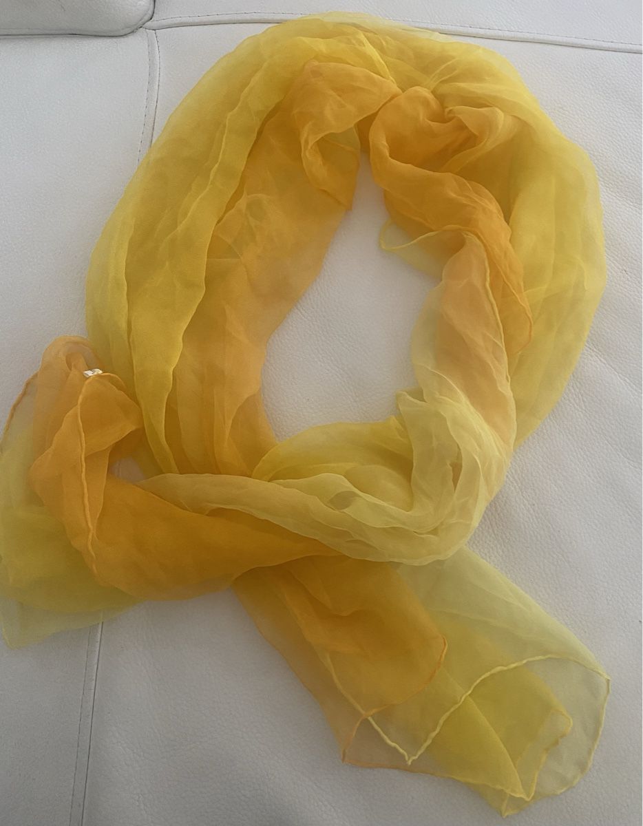 Foulard & Sciarpe: Seiden Schal 🌸 – Usato da Opfikon venduto da Luis144