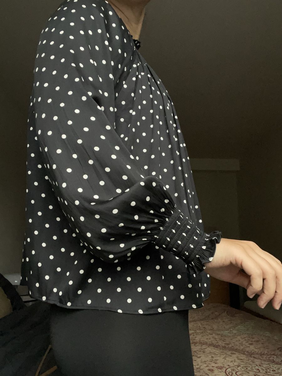 H&M Chemisiers: Blouse à petits pois  – D'occasion à Vevey par ali_qc7f 2