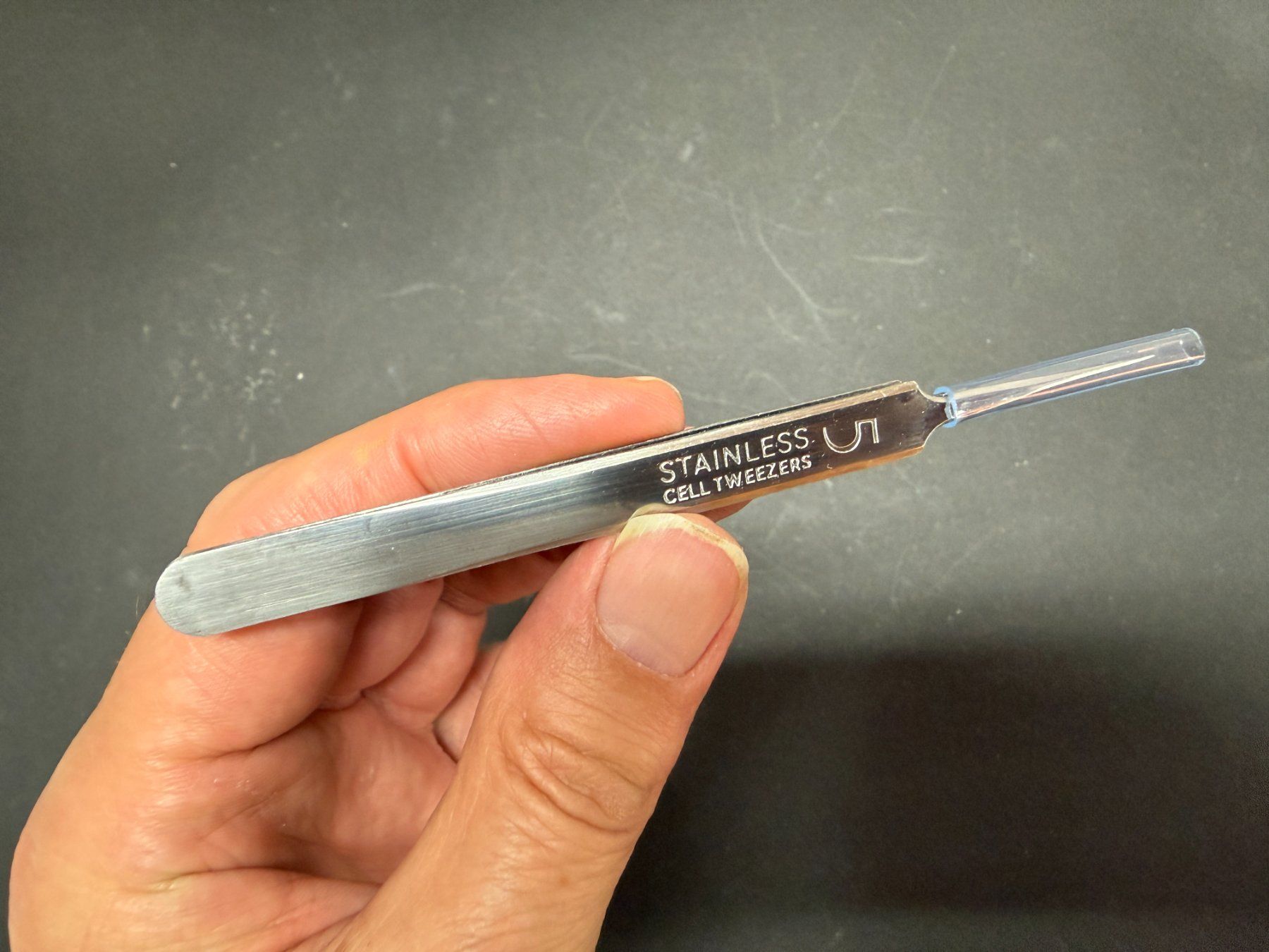 Tutti gli attrezzi: Präzissionspinzette, spitz, Edelstahl, 120 mm – Nuovo e nell'imballaggio originale da Lützelflüh-Goldb venduto da Elementis