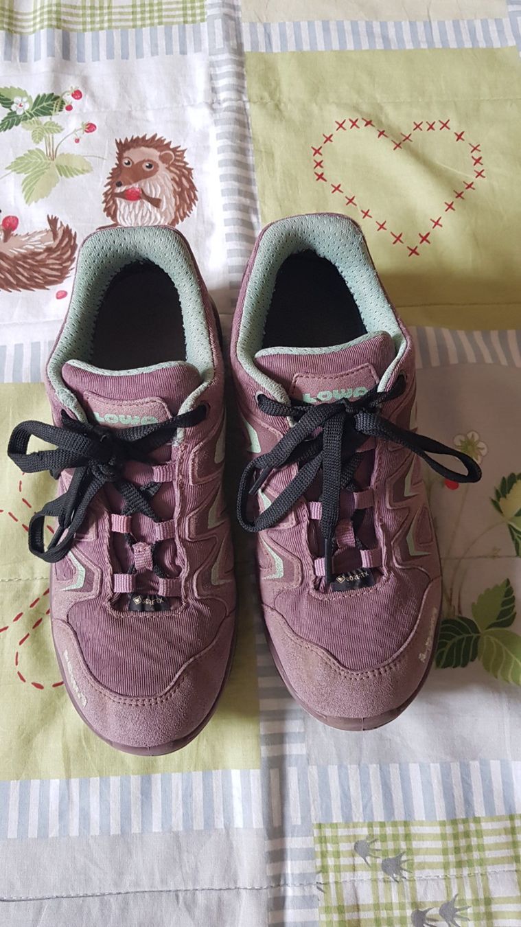 Lowa Scarpe per ragazze: Lowa INNOX Trekkingschuhe Gr.36 – Usato da Luzern venduto da silvermoon12