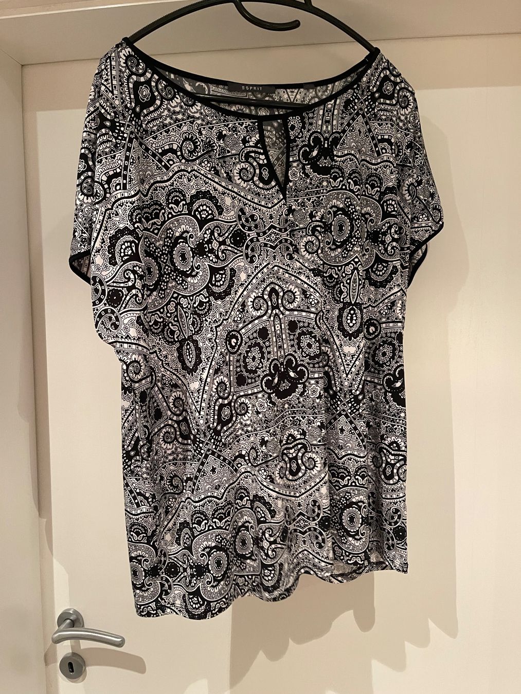 Esprit Blusen: Esprit Bluse gr.42 – Gebraucht aus St. Ursen von B1993