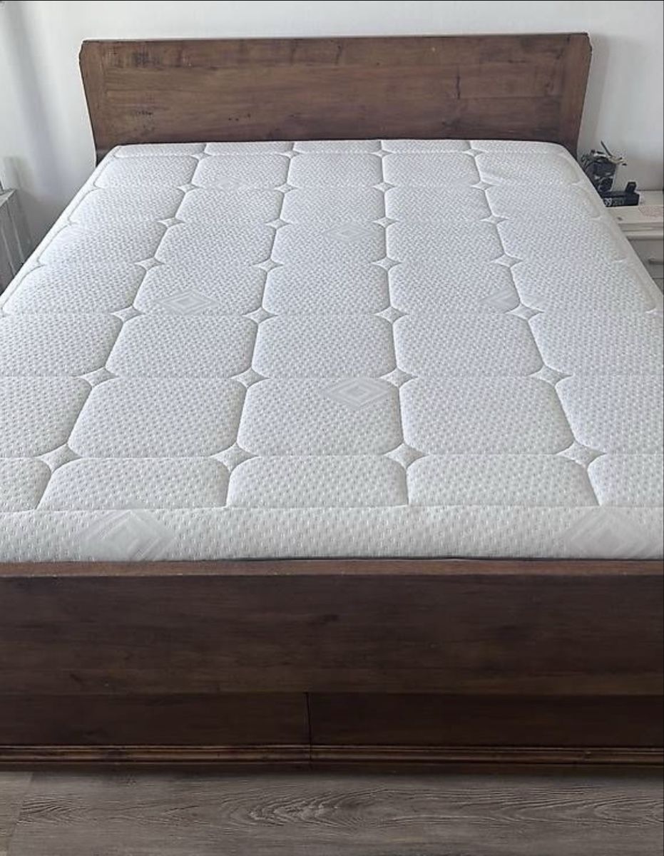 Betten: Letto in noce  – Gebraucht aus Locarno von CimaC
