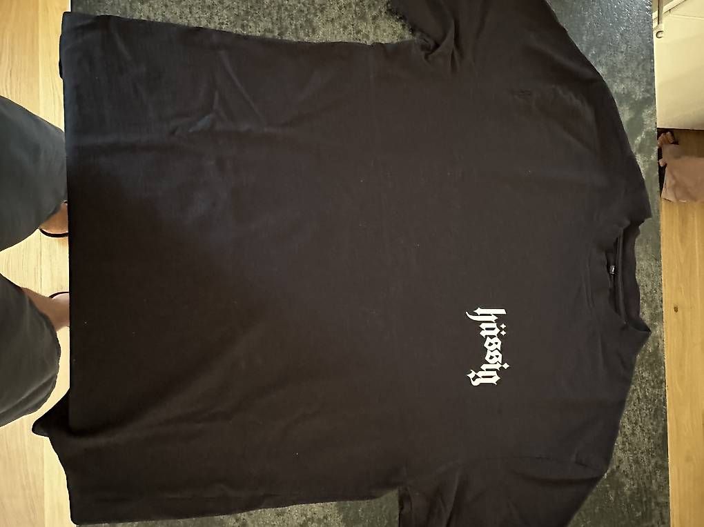 T-shirt: Hässig Shirt XL – Usato da Bern venduto da Garlex 1