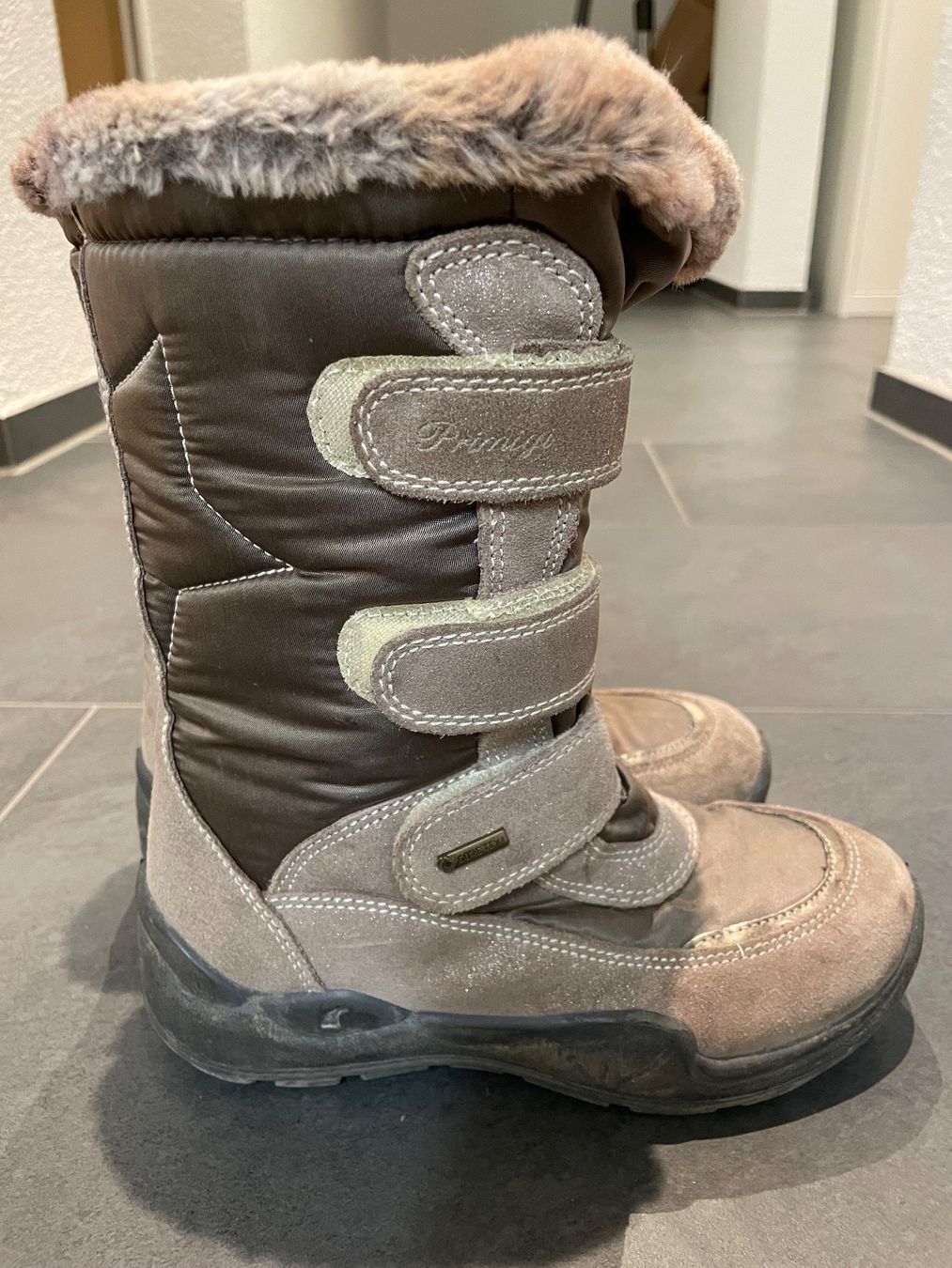 Primigi Scarpe per ragazze: Winterstiefel Primigi Mädchen – Usato da Balgach venduto da sei_s6d7 1