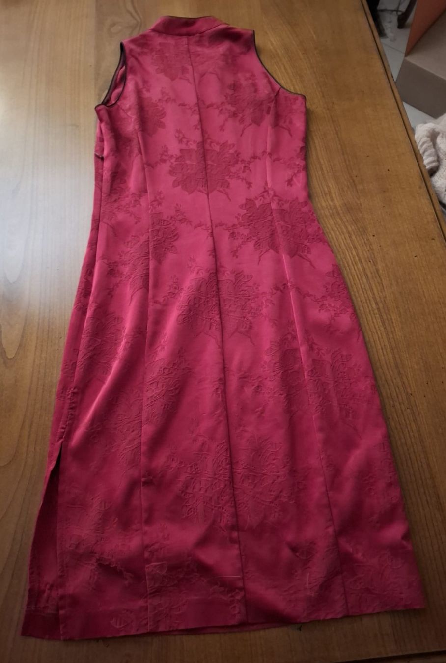 Kookai Kleider: Elegantes rotes Cheongsam Kleid Gr. 36 – Gebraucht aus Volketswil von ald_2x9b 2