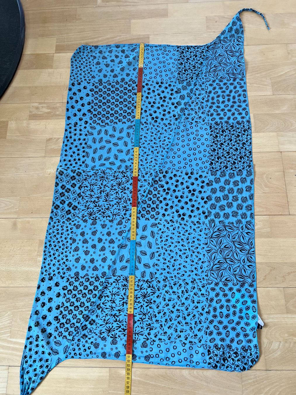 Colora Foulard & Sciarpe: Colora Schal, 30% Seide, Hellblau, NEU – Nuovo e nell'imballaggio originale da Worb venduto da farben20zauber 2