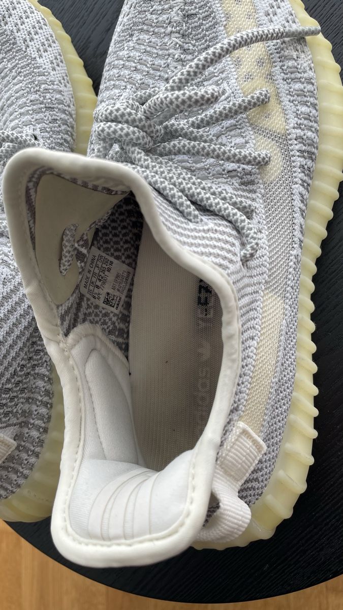 Adidas Scarpe da uomo: Adidas Yeezy Boost 350 V2-Static – Usato da Birmenstorf AG venduto da jac_ 3