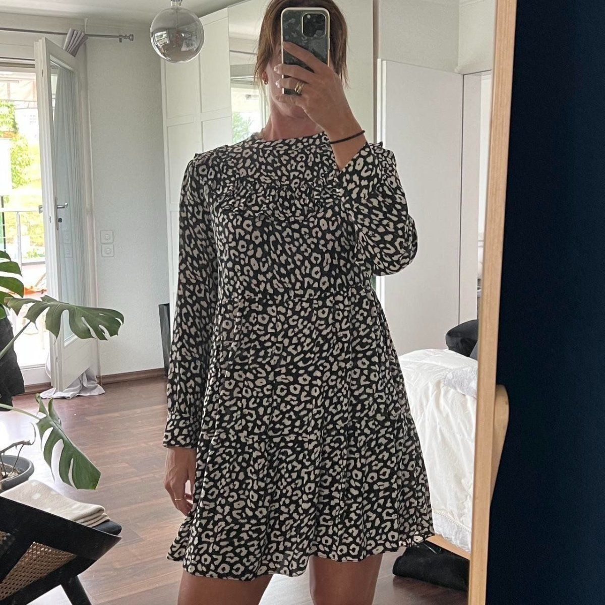Zara Vestiti: ZARA Kleid mit Leoprint, Size S – Usato da Muri b. Bern venduto da SigridW