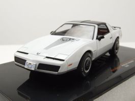Pontiac Firebird III TransAm Phase I 1982-1985 weiss /