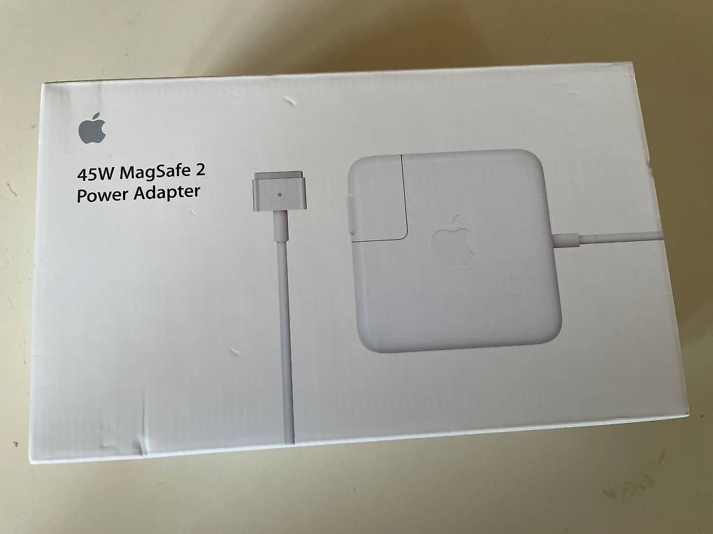 Apple Ladegerät: Apple MagSafe 45W Power Adapter – Neu (gemäss Beschreibung) aus Weiach von Jippiich