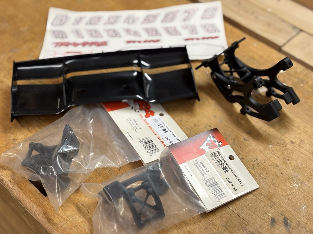Traxxas TRX 5446 Alerón Trasero Negro Con Decal E-Revo VXL 2.0, E-Revo