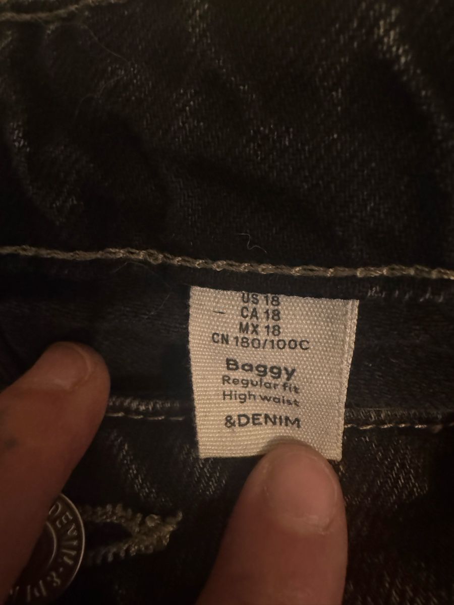 Jeans: Jeans baggy  – Usato da Vevey venduto da ebuache 1