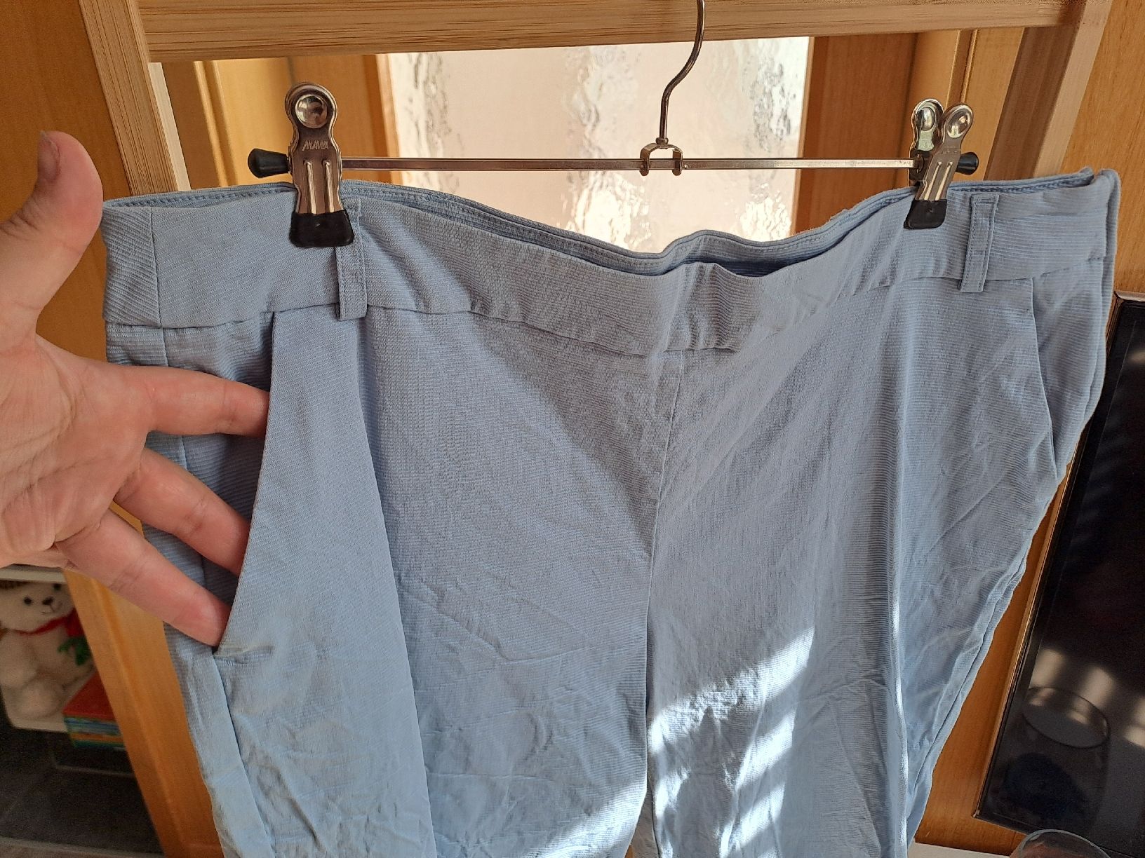 Orsay Hosen: Orsay Hose hellblau Grösse ca 42 – Gebraucht aus Rickenbach LU von bishiida 1