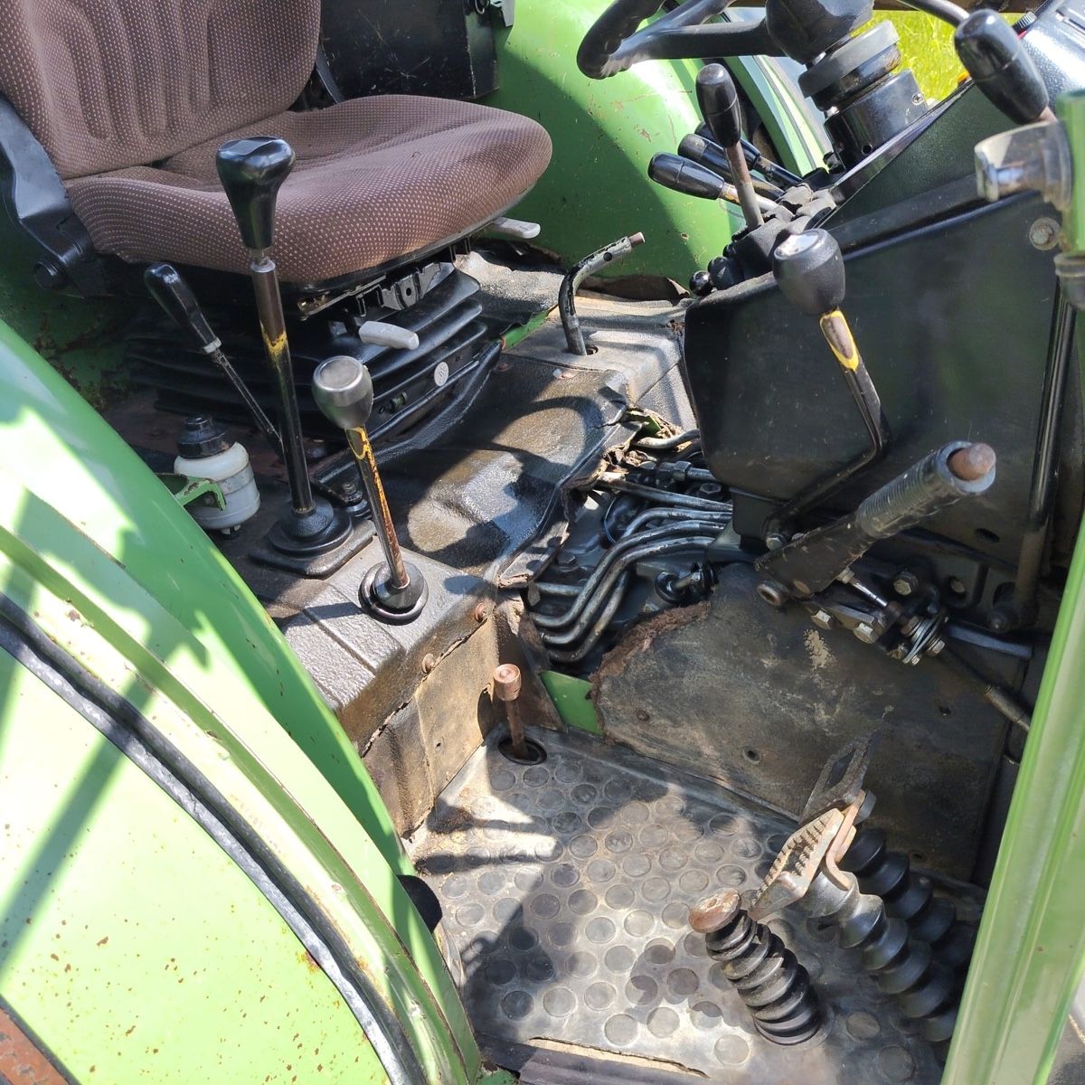 Fendt Traktoren: Fendt Farmer 260S – Gebraucht aus Safenwil von Fluekiger0106 3