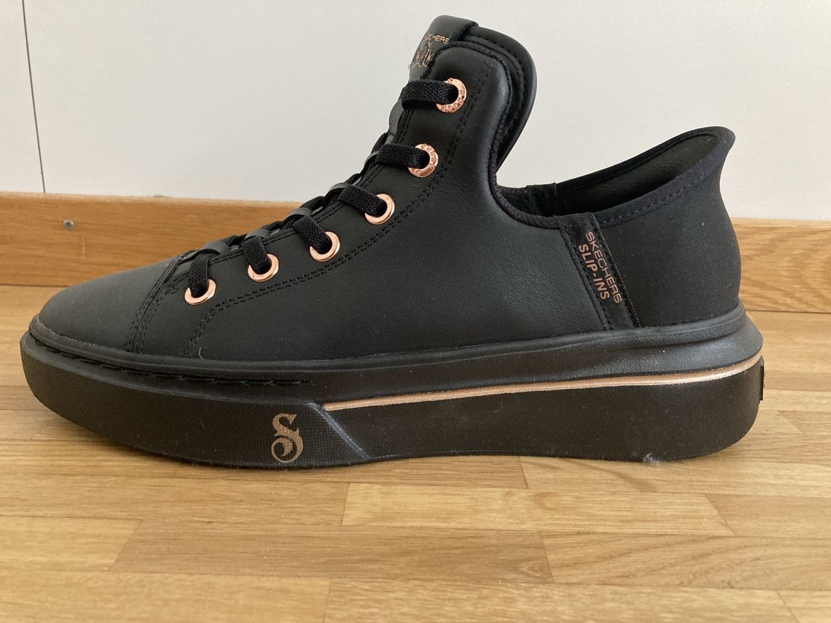 Skechers Scarpe da donna: Skechers SLIP-INS T. 39 – Usato da Gümligen venduto da VeroBerne 3