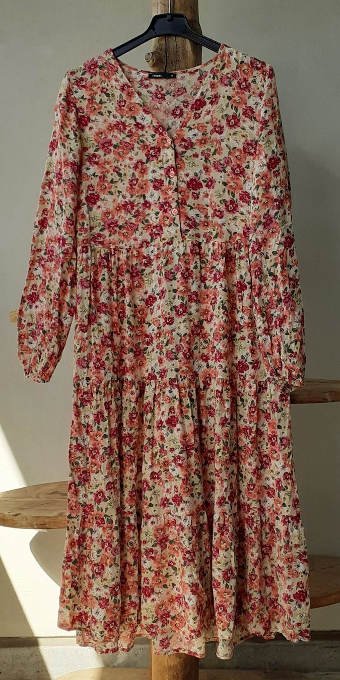 Kleider: DeFacto Kleid, 36 – Gebraucht aus Bern von Solarsystem