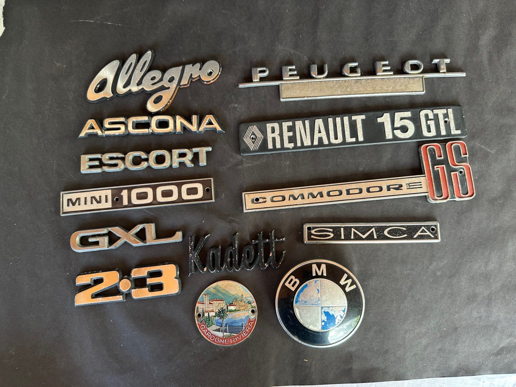 Modellini d'auto: Lot Auto Metal Marke – Usato da Saas im Prättigau venduto da norman02