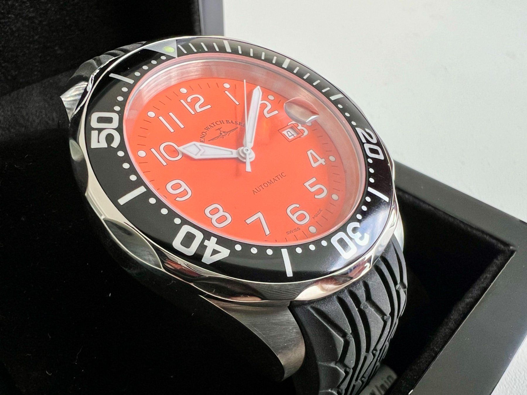 Zeno Orologi: ZENO Diver Automatic - X-Large 47mm - ETA 2824-2 - SRP 848.- – Nuovo e nell'imballaggio originale da Le Mont-sur-Lausanne venduto da LycaGallery 3