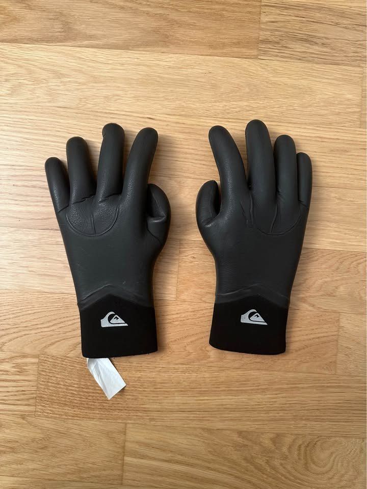 Quiksilver Guanti & manicotti: Neoprene Gloves Quiksilver – Nuovo (secondo la descrizione) da Zürich venduto da mc_172