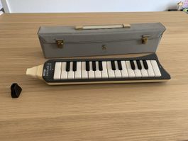 Hohner melodica piano 26