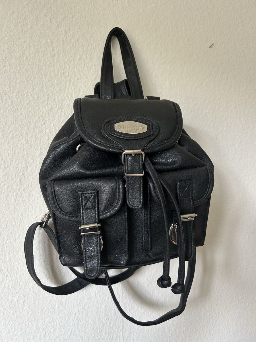Zaini: kleiner Lederrucksack – Usato da Luzern venduto da Naed3
