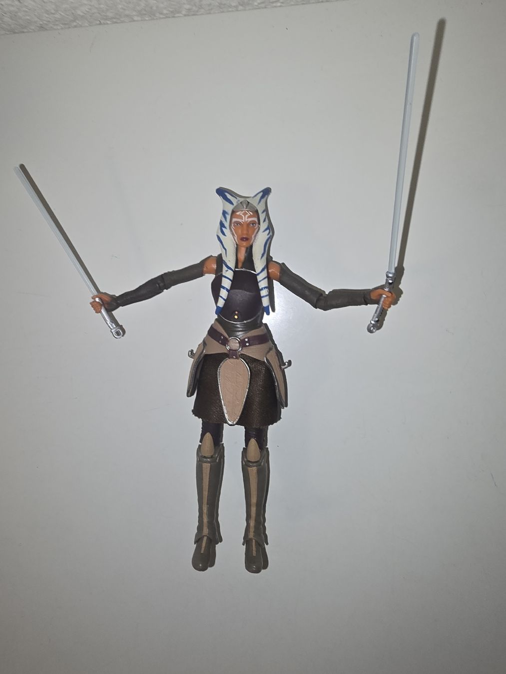 Star Wars Statuette: Star Wars Ahsoka Black Series – Nuovo (secondo la descrizione) da Wollerau venduto da jos_c9z8