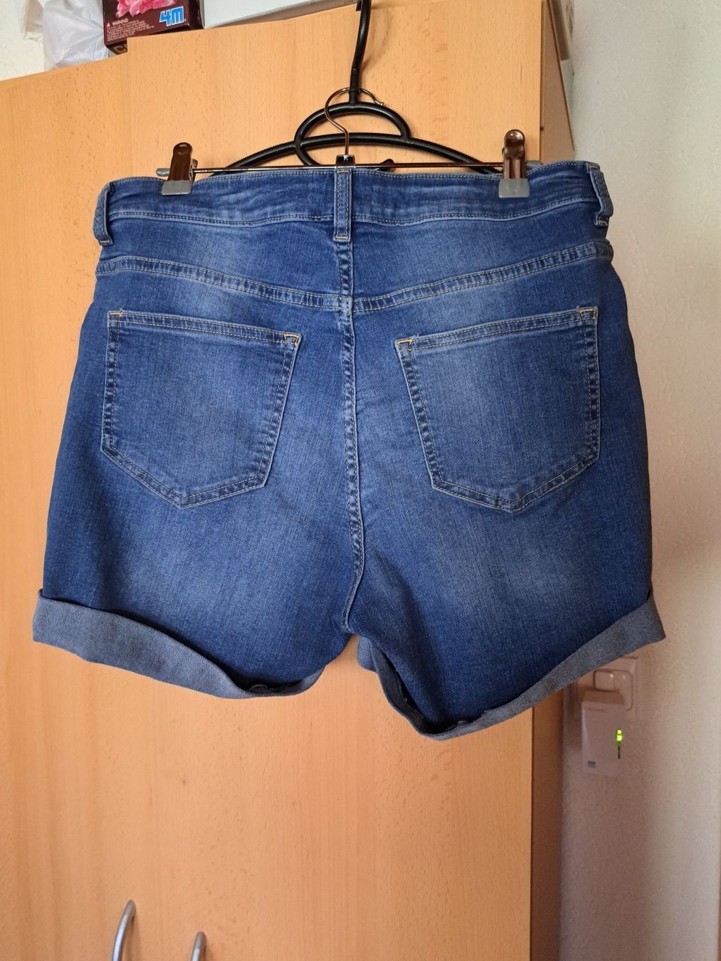 Jeans: Short bleu taille haute – D'occasion à Berlens par luc_2c79 1
