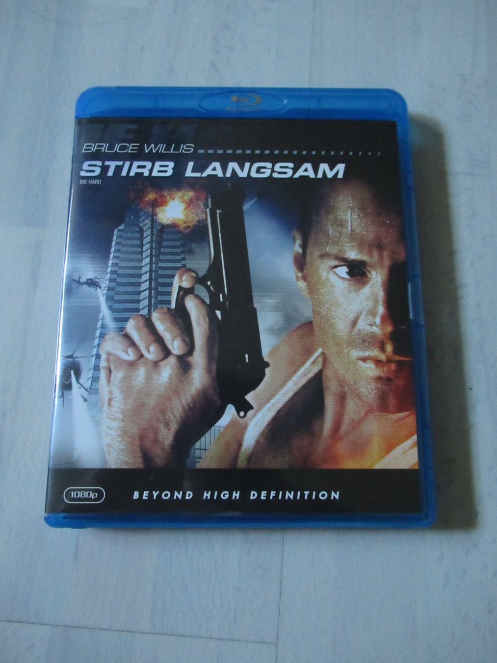 Alle DVDs: Stirb langsam Blu-ray mit Bruce Willis, Alan Rickman – Gebraucht aus Binz von Hailqueen