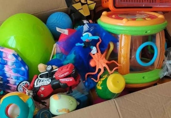 Jouets: Spielzeug  – D'occasion à Kloten par Pacanda