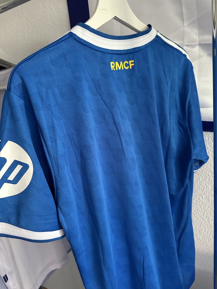 Real Madrid Canottiere & Pantaloni: Real Madrid Away Trikot Spielerversion Grösse L – Usato da Kehrsatz venduto da shabirrezai27 3