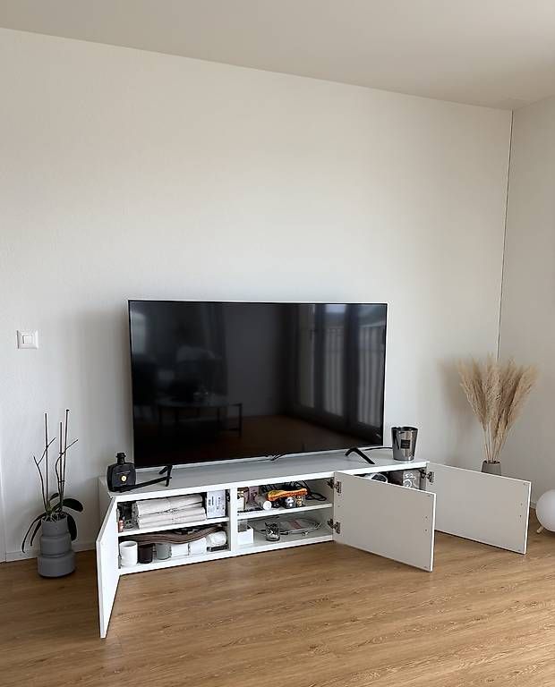 Meubles TV: IKEA Besta TV-Möbel – D'occasion à Uzwil par piaggio006 1