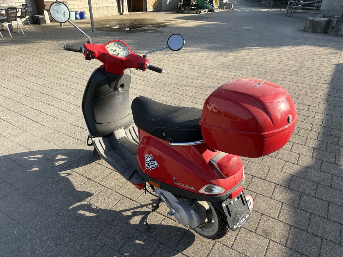 Piaggio Strasse: Piaggio Vespa LX2 50ccm – Gebraucht aus Oberglatt ZH von Candi98 4