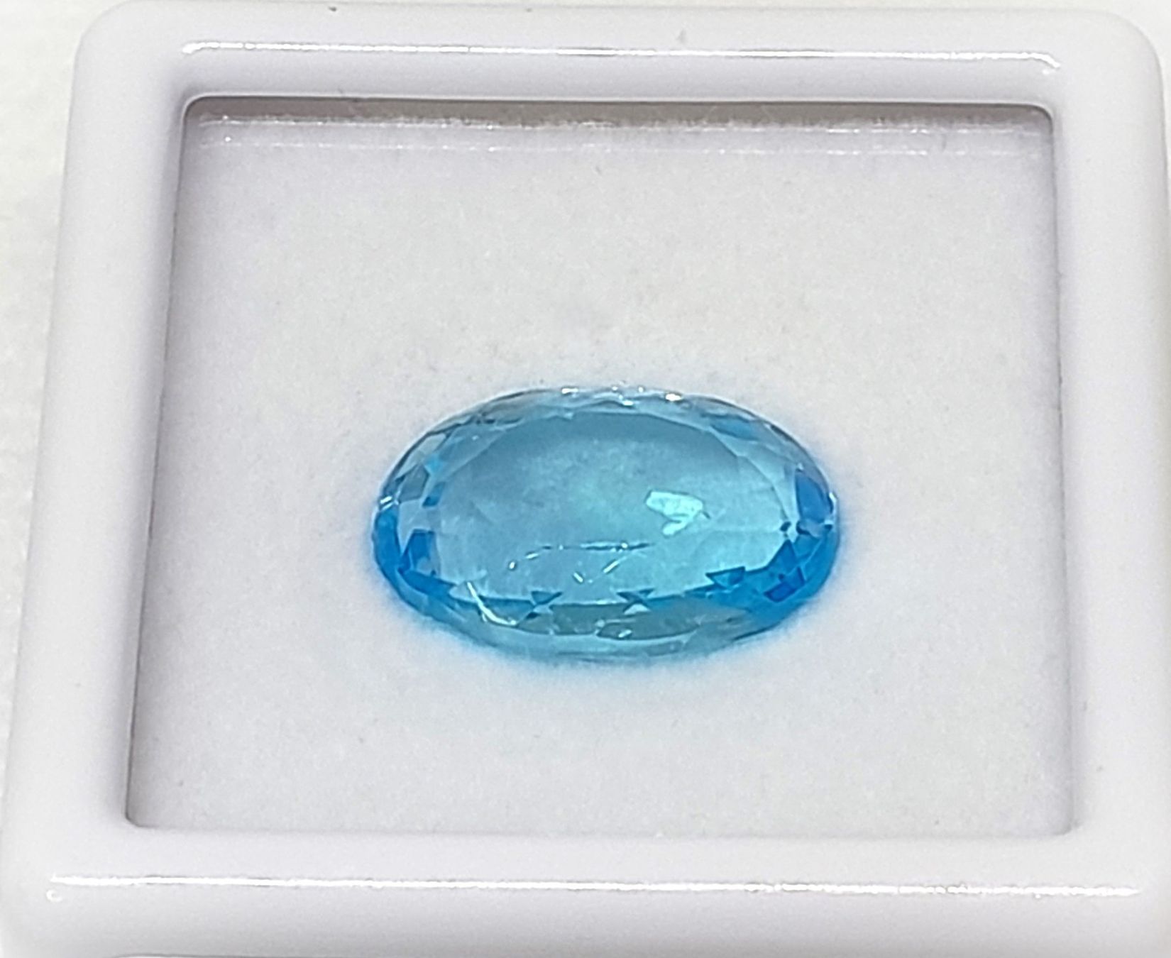 Edelsteine: Topaze 12x9 mm - Valeur 110.- Fr – Neu (gemäss Beschreibung) aus Grimisuat von Valgem