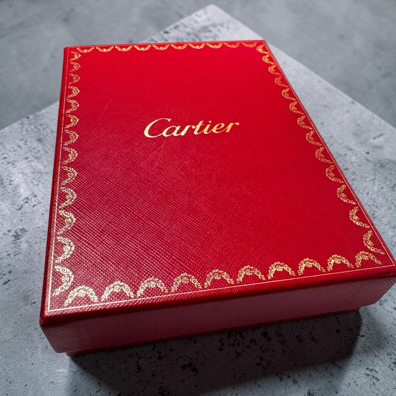 Cartier Sonstige Dekorationen & Accessoires: Original Cartier Box (Aussenbox) – Gebraucht aus Basel von mkz_859r