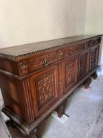 Buffet ancien en bois sculpté, meuble vintage, pièce maître