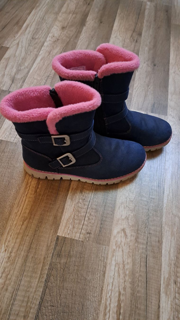 Chaussures filles: Winterboots  – D'occasion à Schüpfheim par liv_h2kv