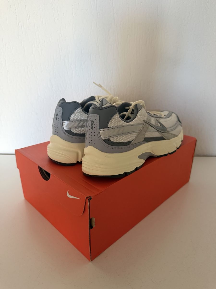 Nike Scarpe da uomo: Nike Initiator Light Bone – Nuovo e nell'imballaggio originale da Dübendorf venduto da Sneaker_Seller 4