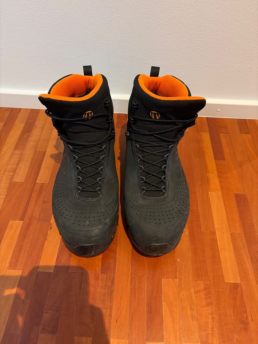 Tecnica Chaussures hommes: Tecnica Wanderschuhe 42.5 – D'occasion à Uster par LisaH01