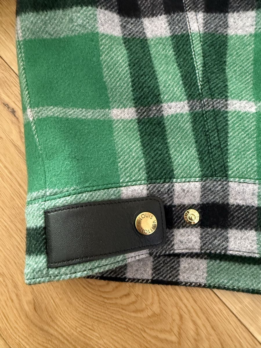 Louis Vuitton Giacche: Louis Vuitton Jacke LV Bomber – Nuovo (secondo la descrizione) da Frauenfeld venduto da mulo12345 6