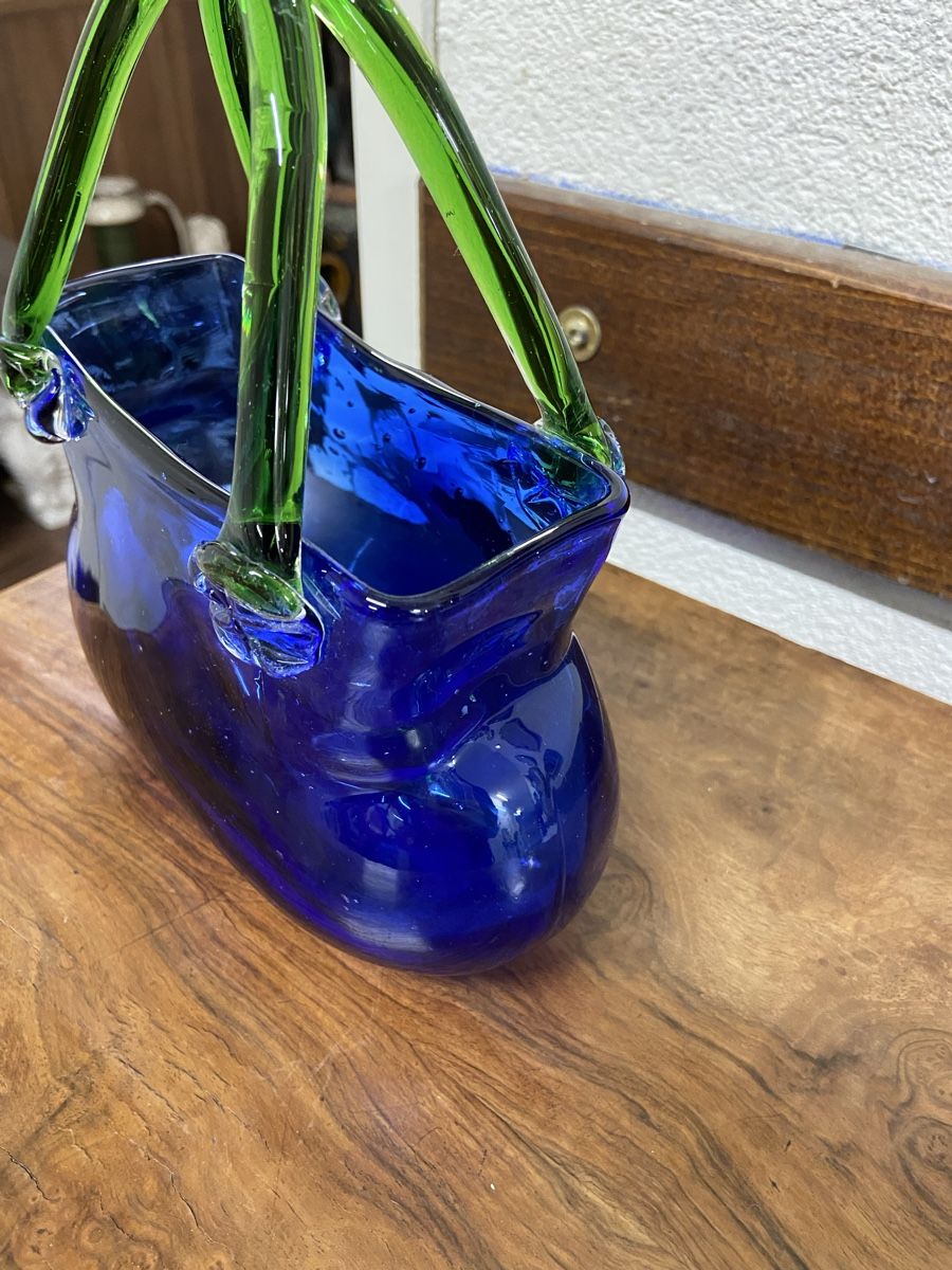 Murano Vasi & Recipienti: Blaue Glasvase Handtasche Form Murano? – Usato da Dietikon venduto da brocki-eyra 2