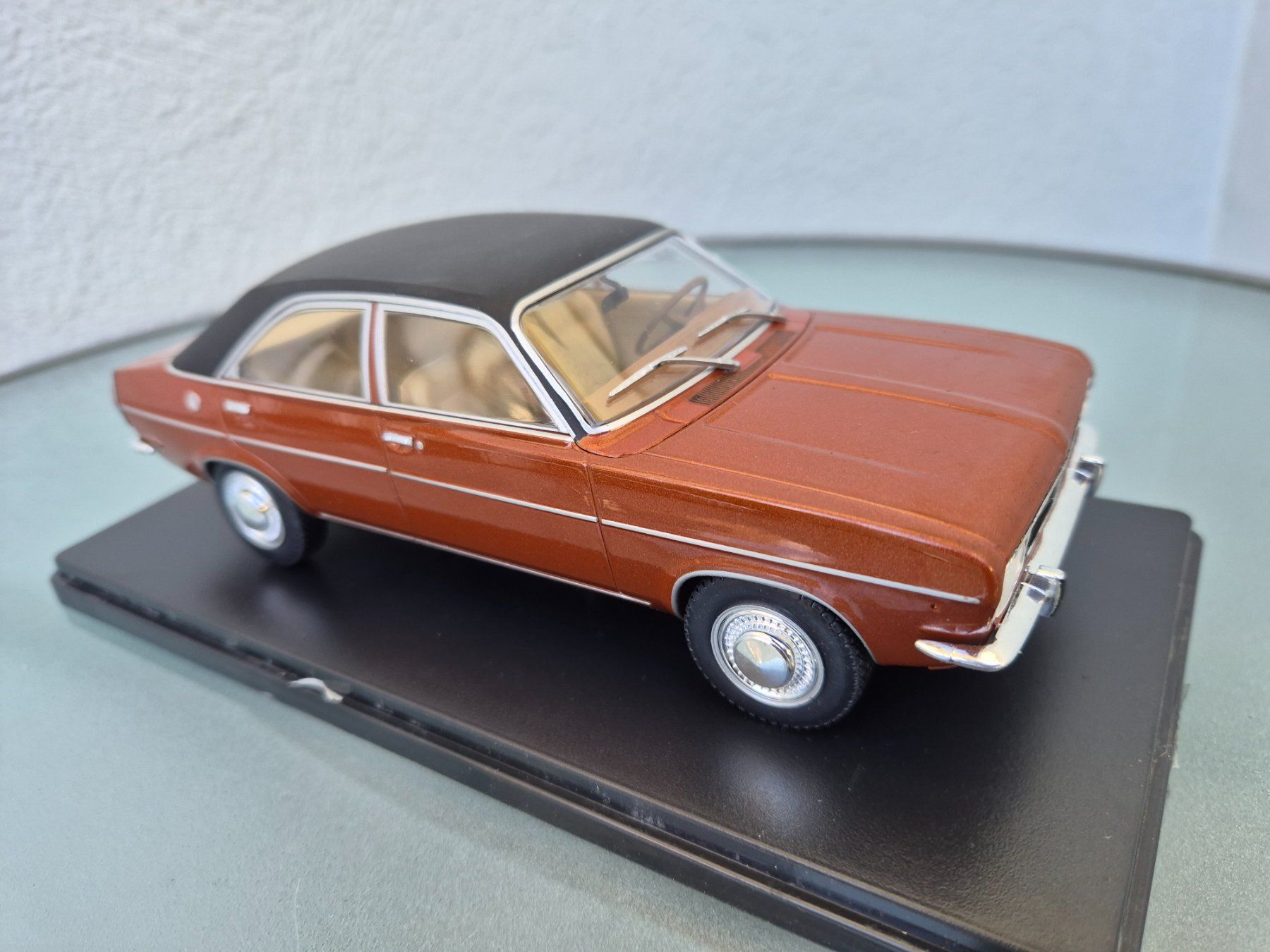 Chrysler Modellini d'auto: Chrysler 180 von Hachette.1:24 – Nuovo (secondo la descrizione) da Oberbuchsiten venduto da laffite54 3