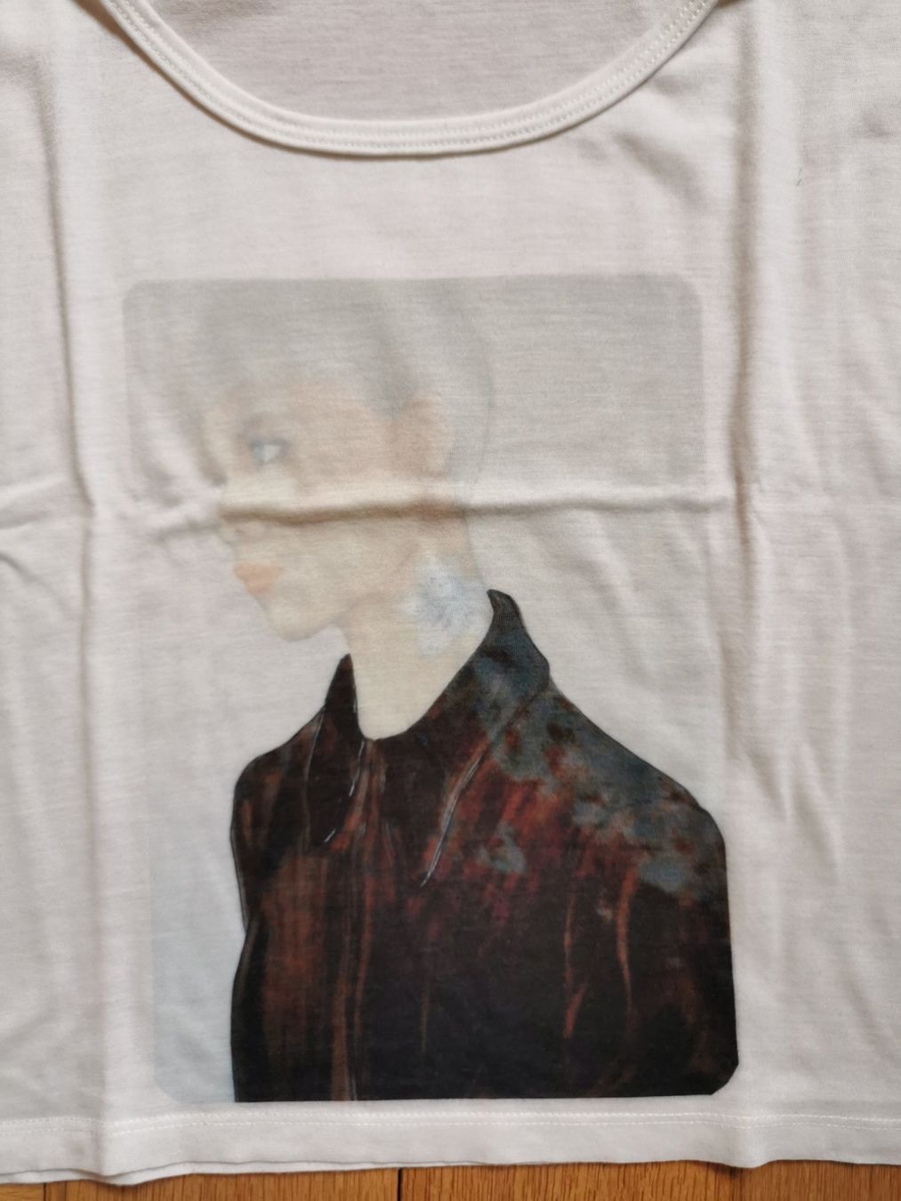 T-shirt: T-Shirt – Usato da Bern venduto da Linii 2